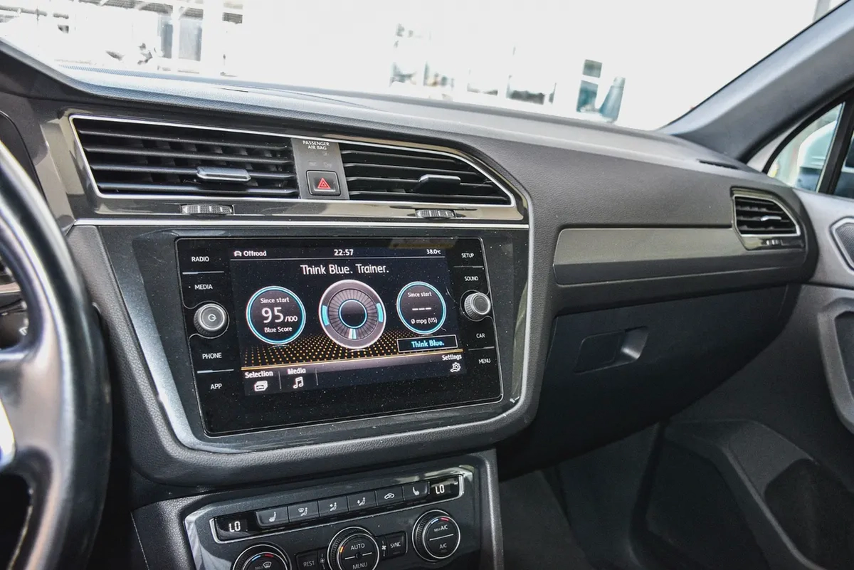 Volkswagen Tiguan R-Line 2019 - Korean Specs-17-17