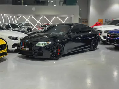 BMW M5 | 2014 | High-Performance Luxury Sedan.-0
