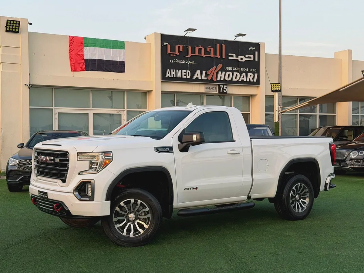 (2020) GMC SIERRA //AT4// GCC FULL OPTION -EXCELLENT CONDITION-