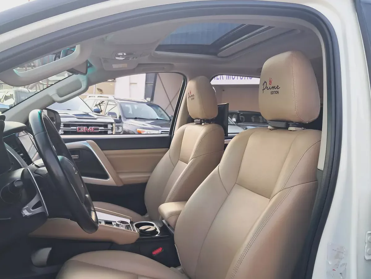 Mitsubishi Montero Sport Prime Edition GCC Specs Single Owner Used Service History From Company-10-10