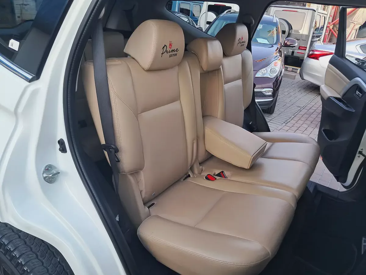 Mitsubishi Montero Sport Prime Edition GCC Specs Single Owner Used Service History From Company-12-12
