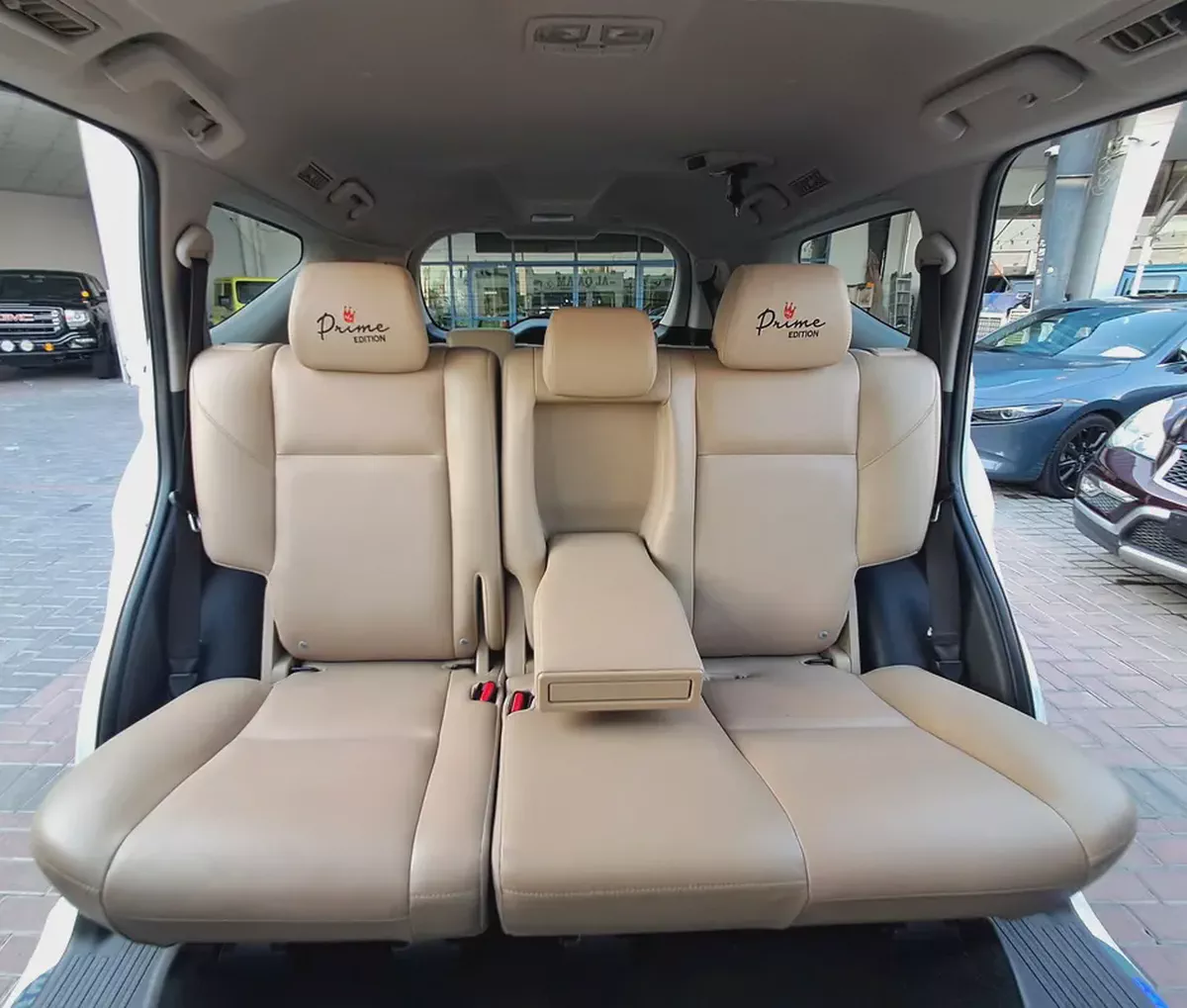 Mitsubishi Montero Sport Prime Edition GCC Specs Single Owner Used Service History From Company-14-14
