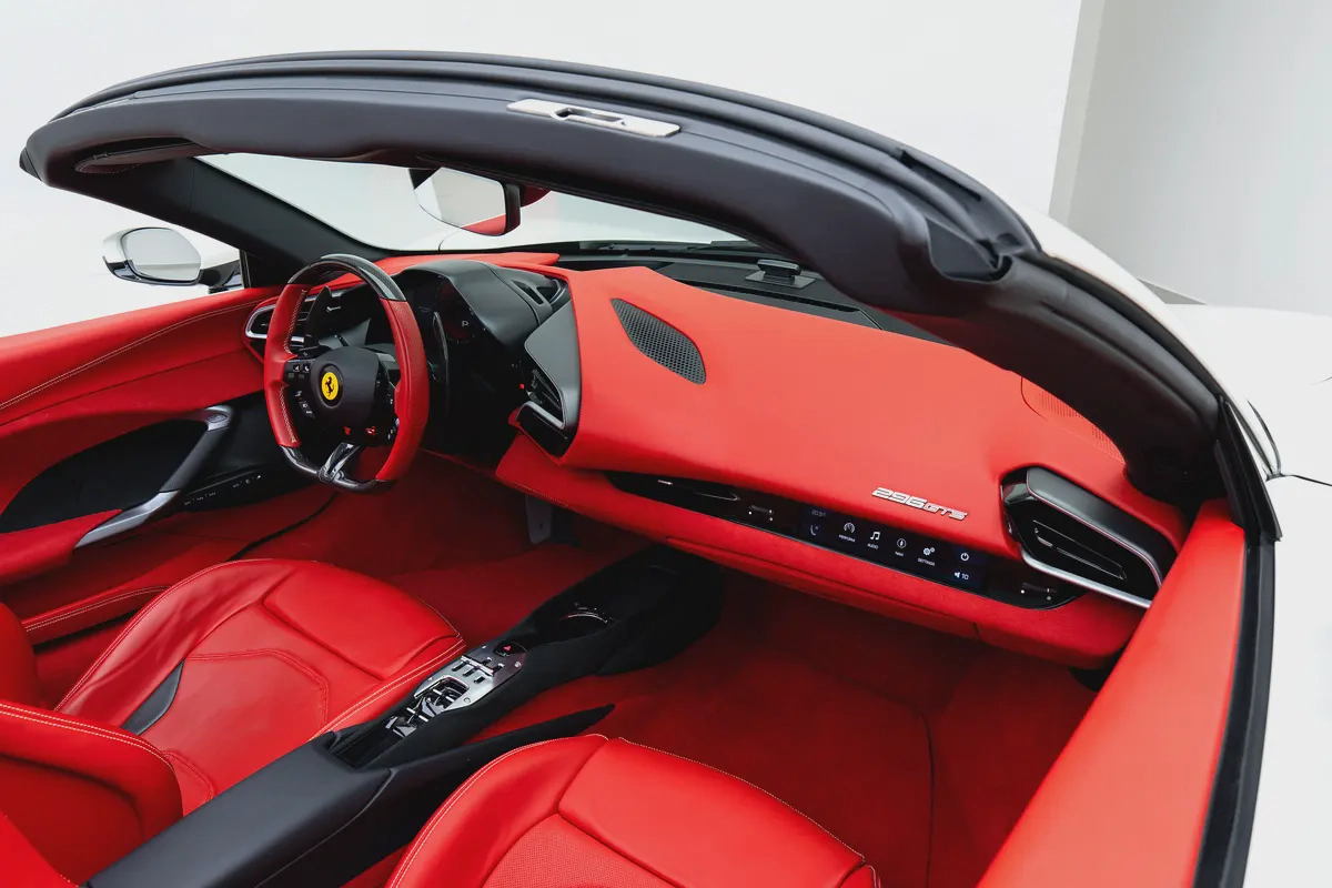 2025 Ferrari 296 GTS Standard - Korean Specs - Brand New