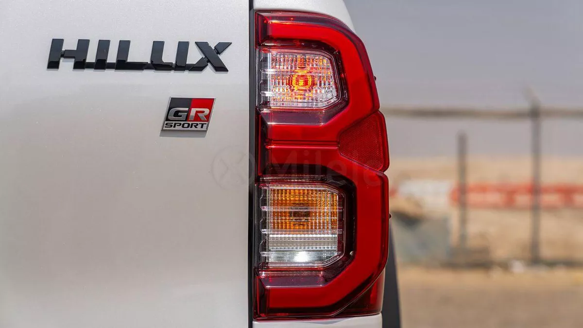 Toyota Hilux GR SPORT TOYOTA HILUX DC GR SPORT | 2-YEAR WARRANTY + SERVICE AVAILABLE | IN-HOUSE FINANCING | 0% DOWNPAYMENT-8-0