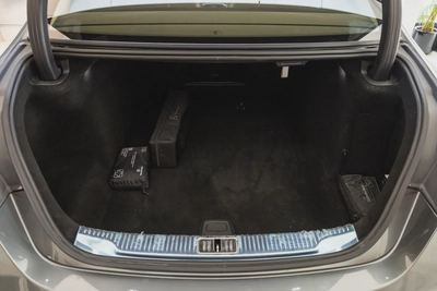 Mercedes-Benz S-Class 500 2022-8