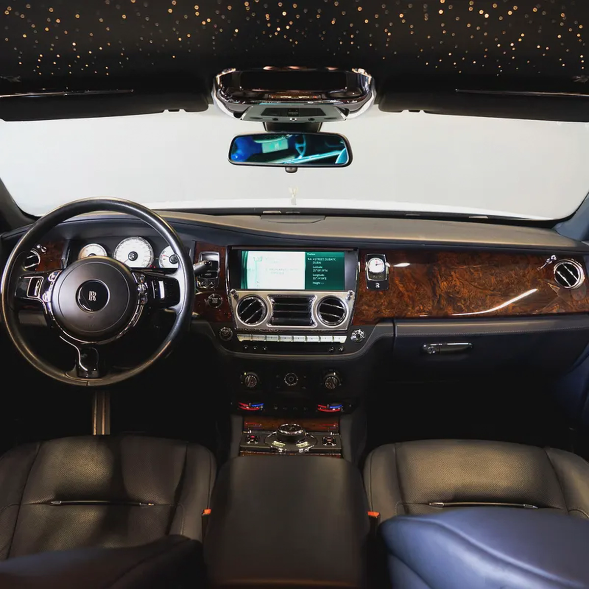AED 20,314 P.M • 0% Downpayment • Rolls-Royce Wraith  • 1 Year Warranty-13-13