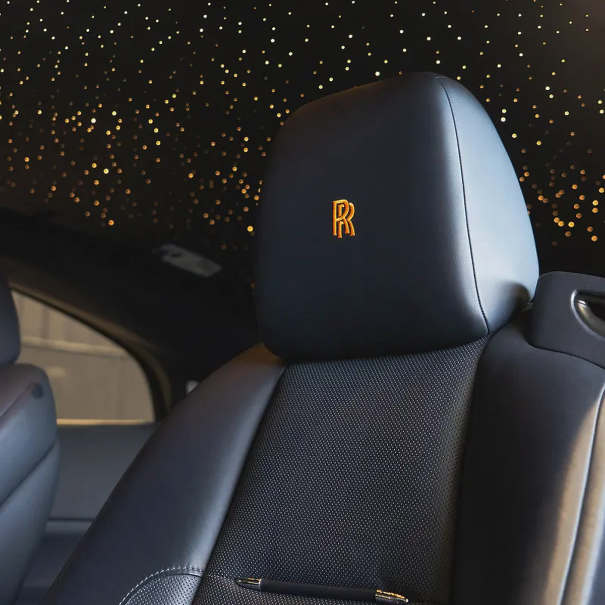 AED 20,314 P.M • 0% Downpayment • Rolls-Royce Wraith  • 1 Year Warranty-16-16
