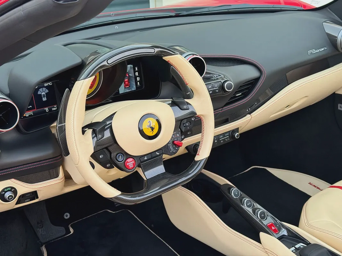 Ferrari F8 Spider V8 Turbo HELE 2022