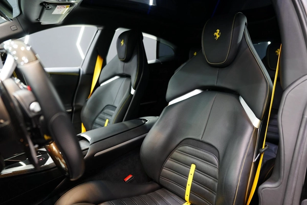 Ferrari Purosangue 2025