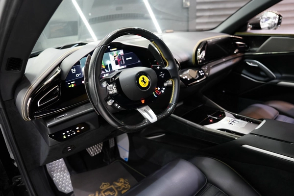 Ferrari Purosangue 2025