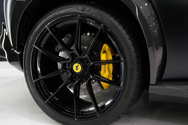 Ferrari Purosangue 2025