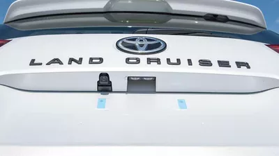 Toyota Land Cruiser GR SPORT FULL OPTION DIESEL-8