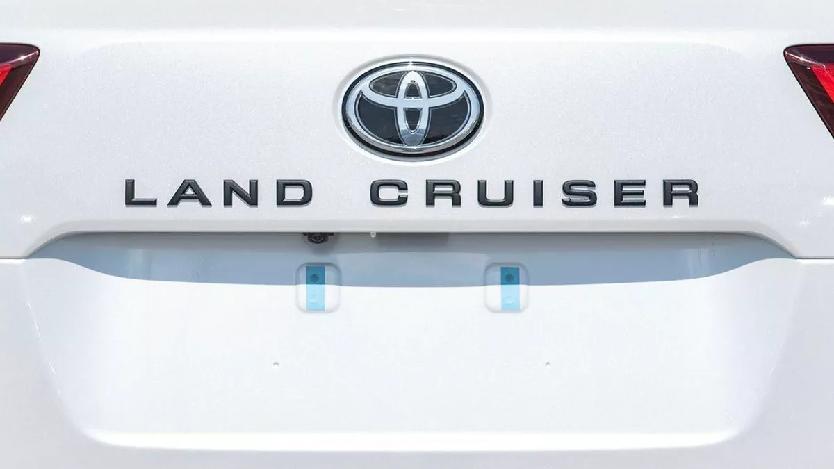 Toyota Land Cruiser GR SPORT FULL OPTION DIESEL-16-0