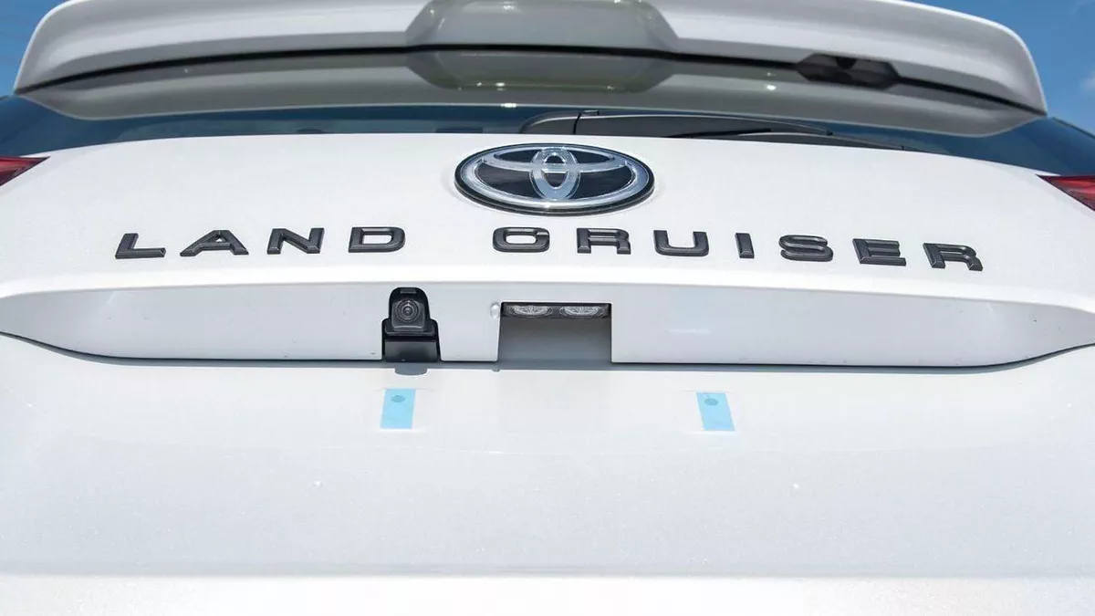 Toyota Land Cruiser GR SPORT FULL OPTION DIESEL-8-0