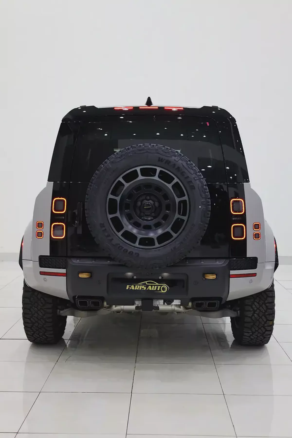 Land Rover Defender 110 Octa P635 2026 - Ultra High Performance Off-Roader-2-2