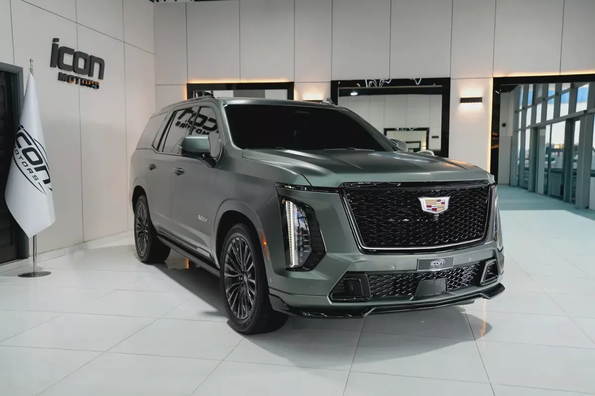 2023 Cadillac Escalade V | GCC Specs | Supercharged V8