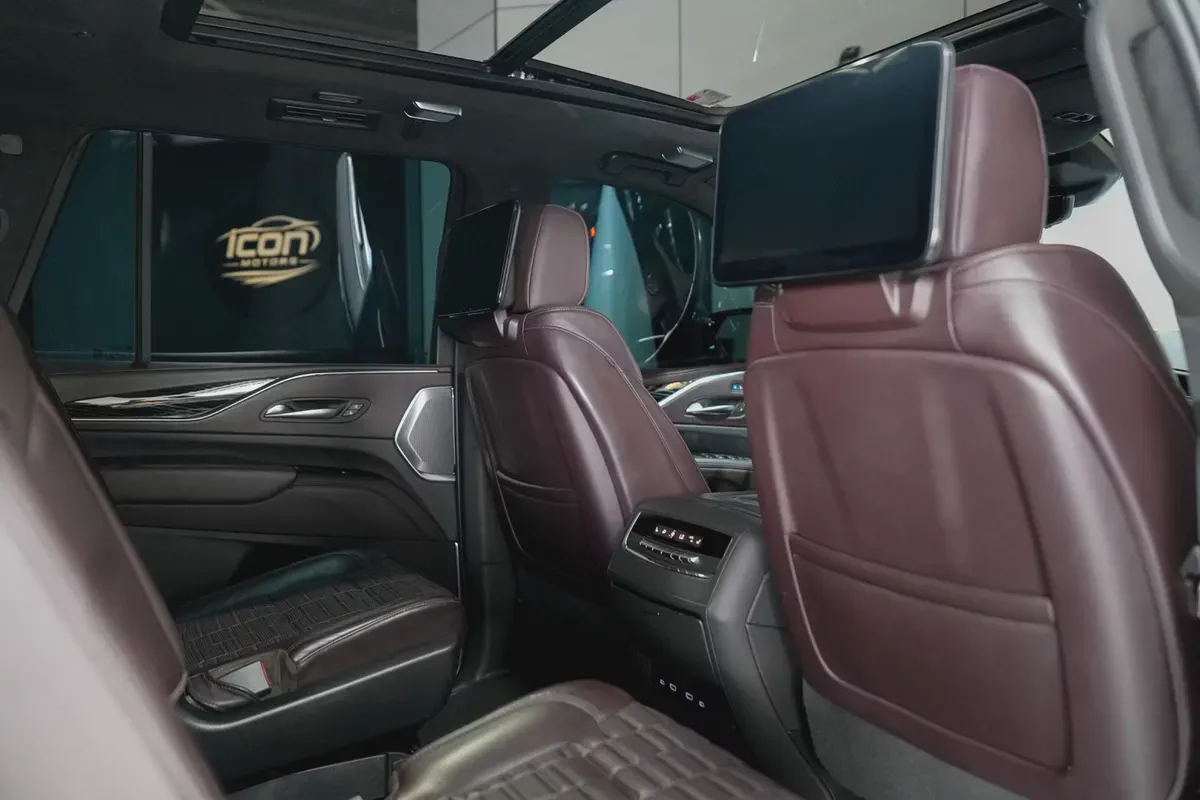 2023 Cadillac Escalade V | GCC Specs | Supercharged V8-6-6