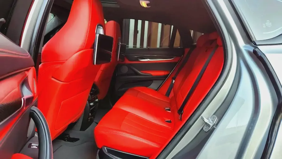 2018 BMW X6M || full agency service || 4.4L 567 HP || ORIGINAL PAINT|| ACCIDENT FREE ||  CARPLAY ||-15-15