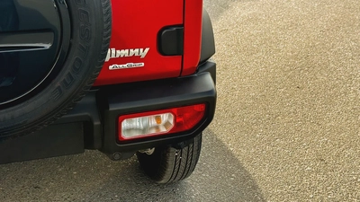 Suzuki Jimny GLX AT 2026 (GCC Specs) 1.5L - Brand New 5 Doors-3