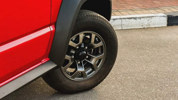 Suzuki Jimny GLX AT 2026 (GCC Specs) 1.5L - Brand New 5 Doors