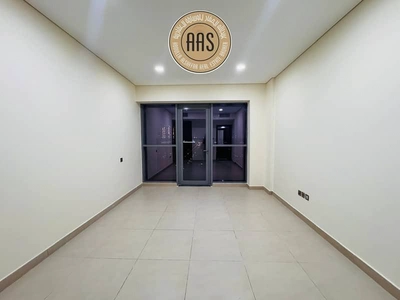 ELEGANT & SPACIOUS 2BHK ALL AMENITIES NEXT TO METRO PARKING-12