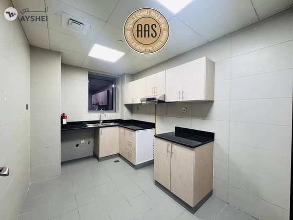 ELEGANT & SPACIOUS 2BHK ALL AMENITIES NEXT TO METRO PARKING