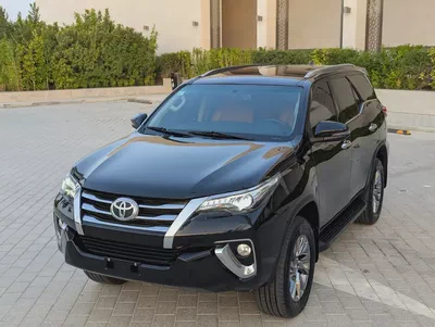 Toyota Fortuner VXR 2019 GCC Specs Full Option-1