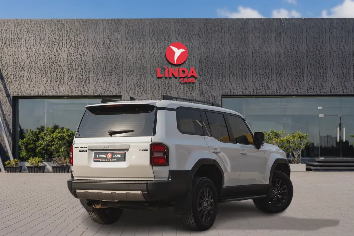 Toyota Land Cruiser 2024-1-1