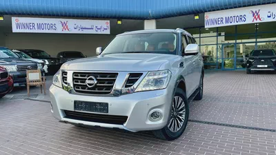 Nissan patrol SE platinum V6 full options original paint 100% Free Accident single ouner No issues-1