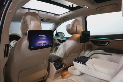 2023 Mercedes-Benz EQS 450 4MATIC-SUV-8000KM-GCC SPECS-PRISTINE CONDITION-16