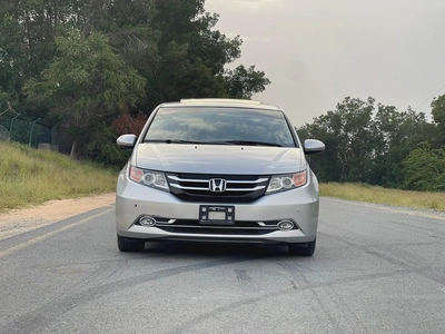 Honda Odyssey Touring 2015 - GCC-5
