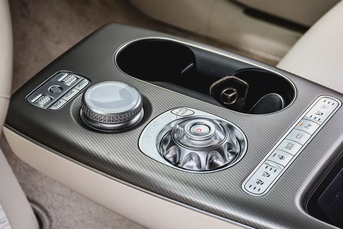 Genesis GV60 Electric 2022 | Korean Specs | Clean Title | 26K KM | White | جينسس GV60 كهرباء 2022 وا-12-12