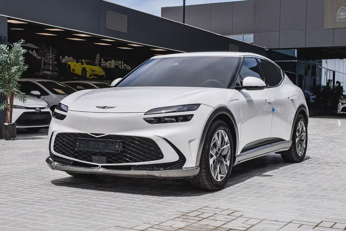 Genesis GV60 Electric 2022 | Korean Specs | Clean Title | 26K KM | White | جينسس GV60 كهرباء 2022 وا