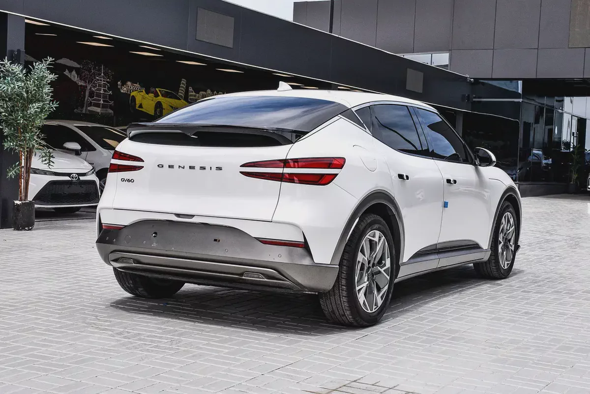 Genesis GV60 Electric 2022 | Korean Specs | Clean Title | 26K KM | White | جينسس GV60 كهرباء 2022 وا-7-7