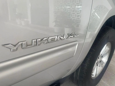GMC Yukon SLT XL 5.3L-8CYL SUNROOF EXCELLENT CONDITION-13