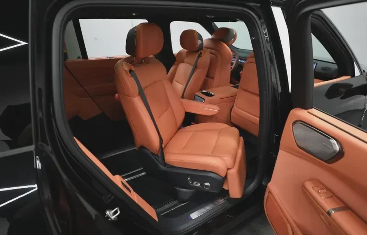 Lynk & Co 900 2.0 Ultra-3-3