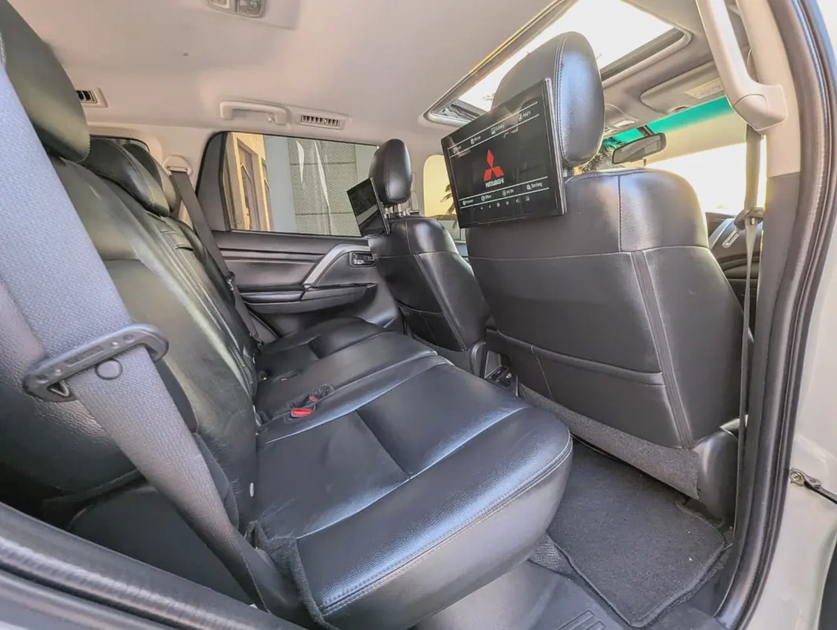2023 Mitsubishi Montero Sport GLS 4WD Top Line - GCC Specs - Like New!