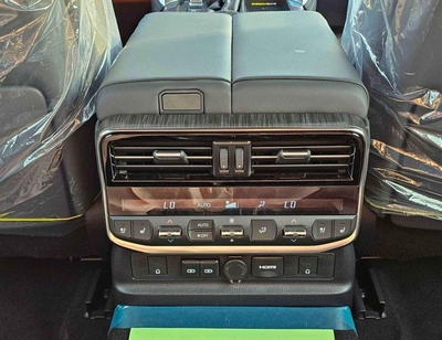 Toyota Land Cruiser VXR TWIN TURBO HYBRID || 3.5L PETROL V6 / RADAR / FULL OPTION (CODE#LC3HVXRH)-23