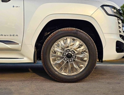 Toyota Land Cruiser VXR TWIN TURBO HYBRID || 3.5L PETROL V6 / RADAR / FULL OPTION (CODE#LC3HVXRH)-8