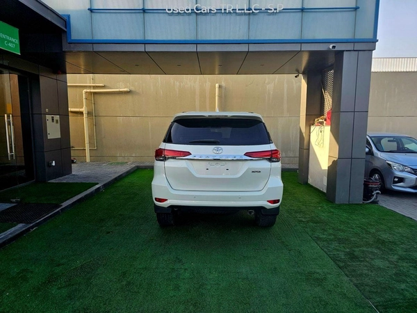 Toyota Fortuner 2.7L EXR FORTUNER V4 4WD/ ORIGINAL PAINT / LOW MILEAGE/ SINGLE OWNE
