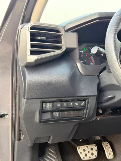 Toyota Tundra SR-7
