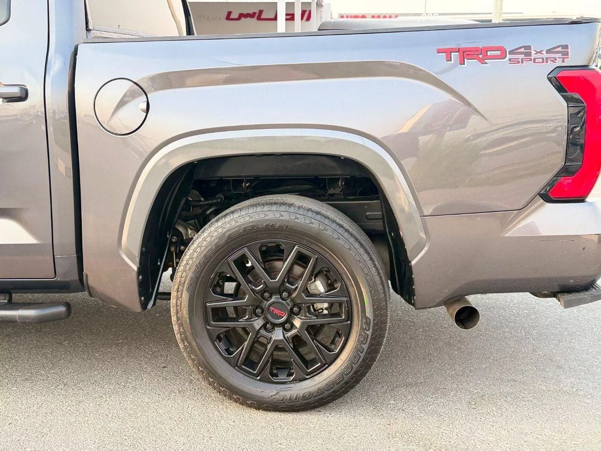 Toyota Tundra SR-9-0