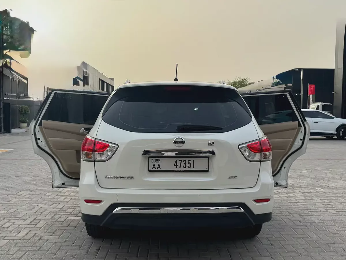 Nissan Pathfinder Platinum 2016 GCC Specs-2-2