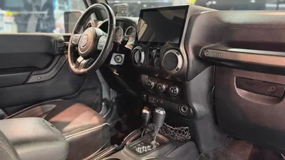 Jeep Wrangler Sport 2017 - GCC Specs - Excellent Condition-3
