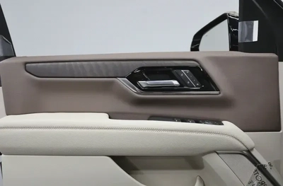 GMC Yukon Denali-9
