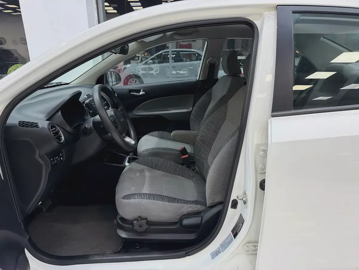 Kia Pegas 2023 LX GCC Specs - Excellent Condition-7-7