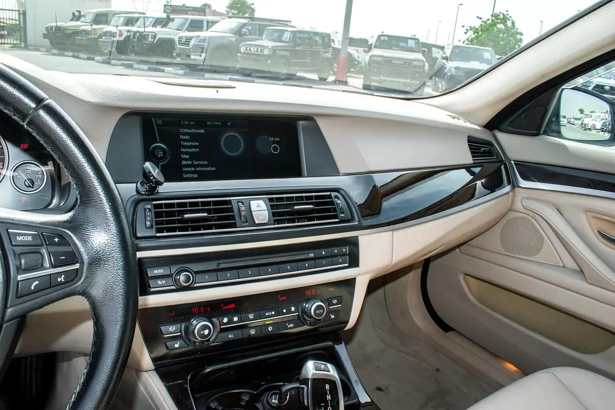 2010 - BMW 528i - IMMACULATE CONDITION - ONLY 102,000 KM DONE-2-2