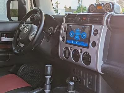 Toyota FJ Cruiser 2011 | GCC Specs | 4.0L V6 | Off-Road Legend | Excellent Condition-13