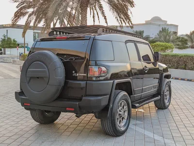 Toyota FJ Cruiser 2011 | GCC Specs | 4.0L V6 | Off-Road Legend | Excellent Condition-6