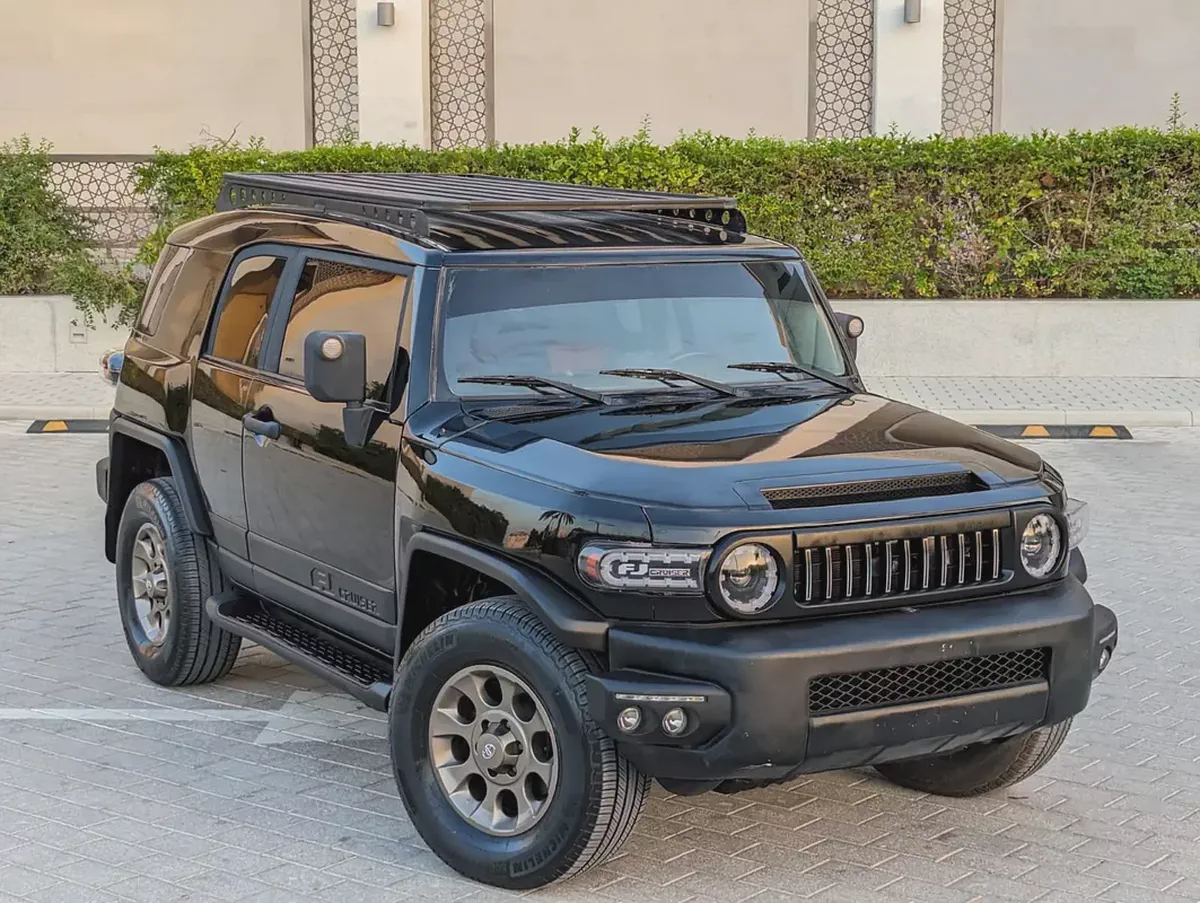 Toyota FJ Cruiser 2011 | GCC Specs | 4.0L V6 | Off-Road Legend | Excellent Condition